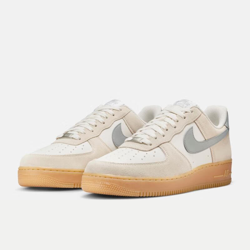 NIKE 耐克 AIR FORCE 1 '07 LV8 AF1男子空军一号运动鞋 FQ8714-002 437.24元