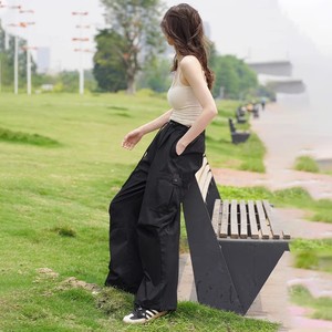 骆驼女装2025夏季新款阔腿显瘦户外运动宽松休闲裤抽绳束脚工装裤