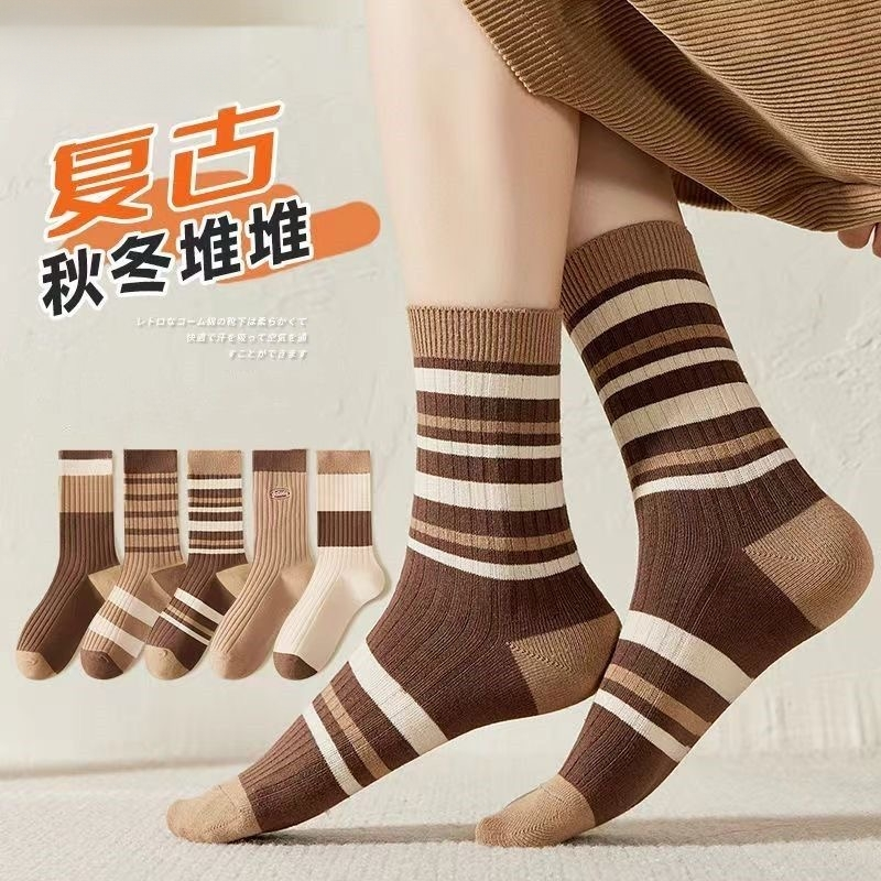 俞兆林袜子女纯棉中筒袜秋冬潮流百搭袜子色系舒适弹力堆堆袜条纹 7.9元