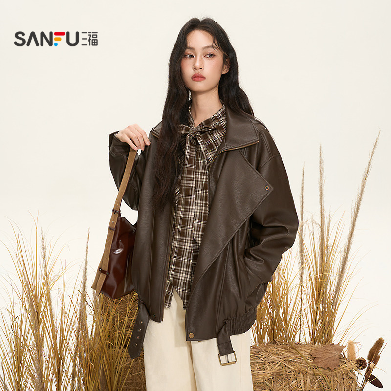 三福外套冬季2025新款今年流行爆款大翻领宽松皮衣夹克女装509093 242.11元