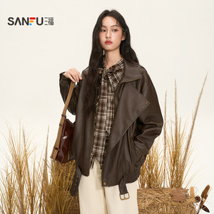 三福外套冬季2025新款今年流行爆款大翻领宽松皮衣夹克女装509093