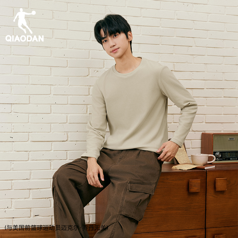 乔丹加绒长袖T恤男士冬季新款德绒保暖打底衫休闲卫衣套头衫上衣 25.9元