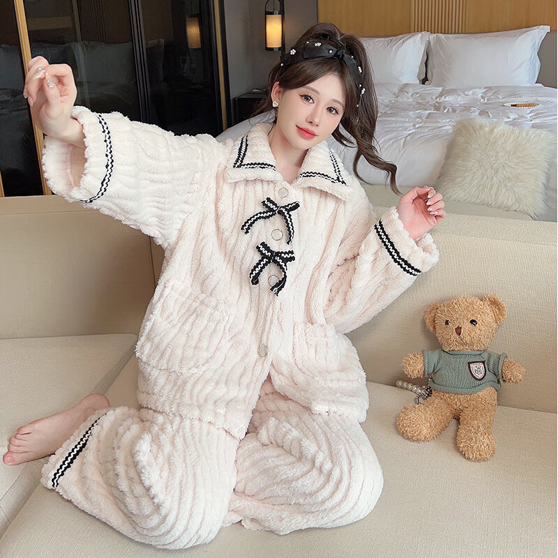 【39.4包邮】俞兆林 女士法兰绒加厚家居服套装 黑边蝴蝶结 L 52.9元