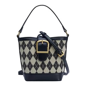 UR秋冬女款爆款2025新款百搭包包法式ins单肩包休闲风日常斜挎包