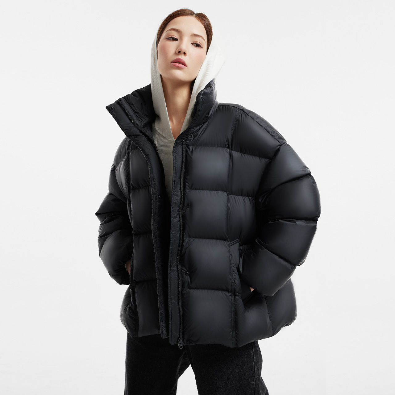 骆驼女装泡芙羽绒服加厚短款2025冬季新款保暖连帽面包羽绒外套女 569元