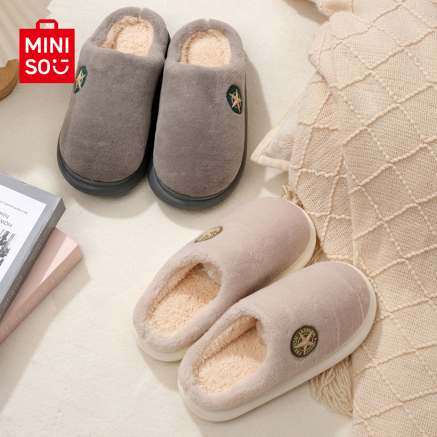 MINISO名创优品冬季棉拖女简约外穿居家素色保暖厚底可爱棉拖鞋男 21.4元