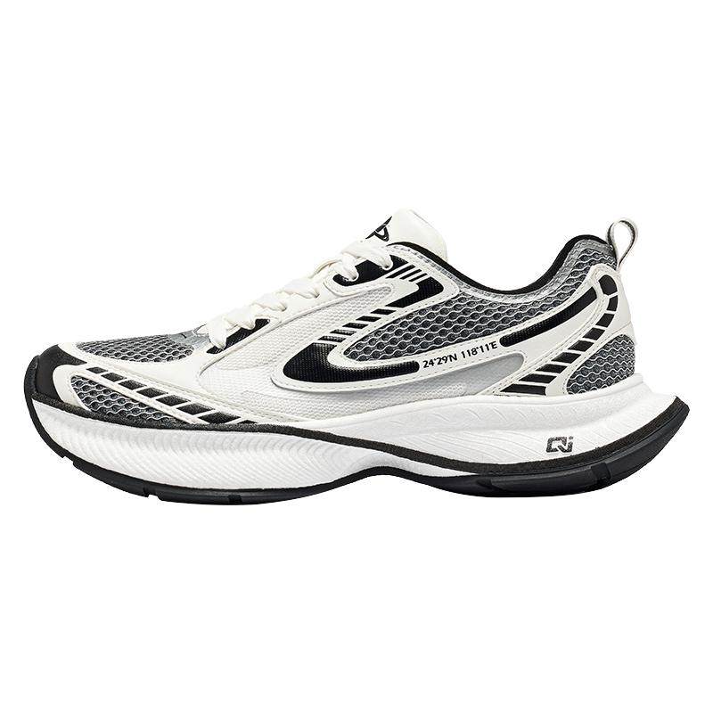 于适鸿星尔克新星运动鞋男鞋秋冬季鞋子老爹鞋复古千禧休闲鞋女 199元