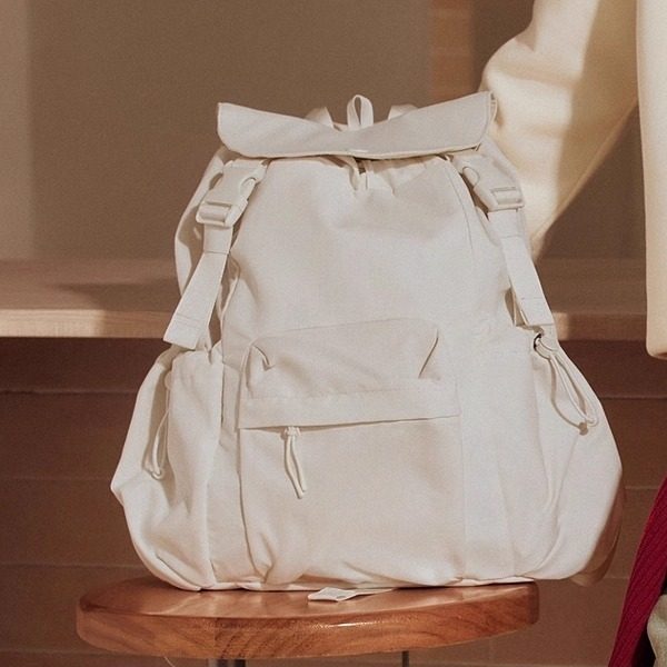 斯凯奇2025年新款女士款简约百搭防泼水双肩包户外包书包通勤背包 147.2元