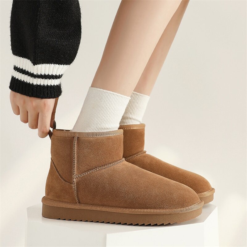 【特价69元】ZHR雪地靴女2025冬季新款厚底加绒短靴保暖东北棉鞋 69元