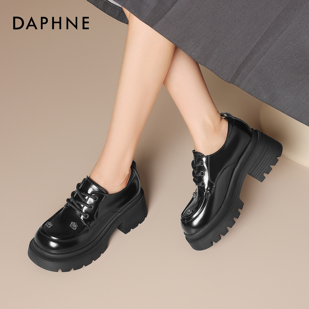 达芙妮时尚单鞋新款春秋百搭休闲鞋女乐福单鞋玛丽珍鞋工作鞋 59元