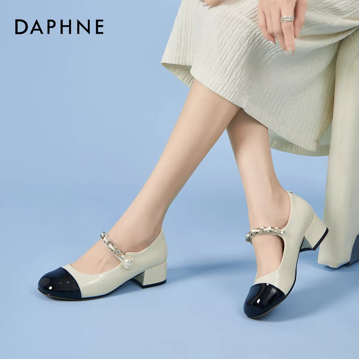 达芙妮时尚单鞋春秋女新款气质百搭乐福鞋休闲鞋玛丽珍鞋工作鞋 59元