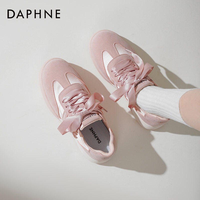 达芙妮浅口单鞋女春夏2026清仓休闲小白鞋子女法式玛丽珍高跟鞋女 69.9元