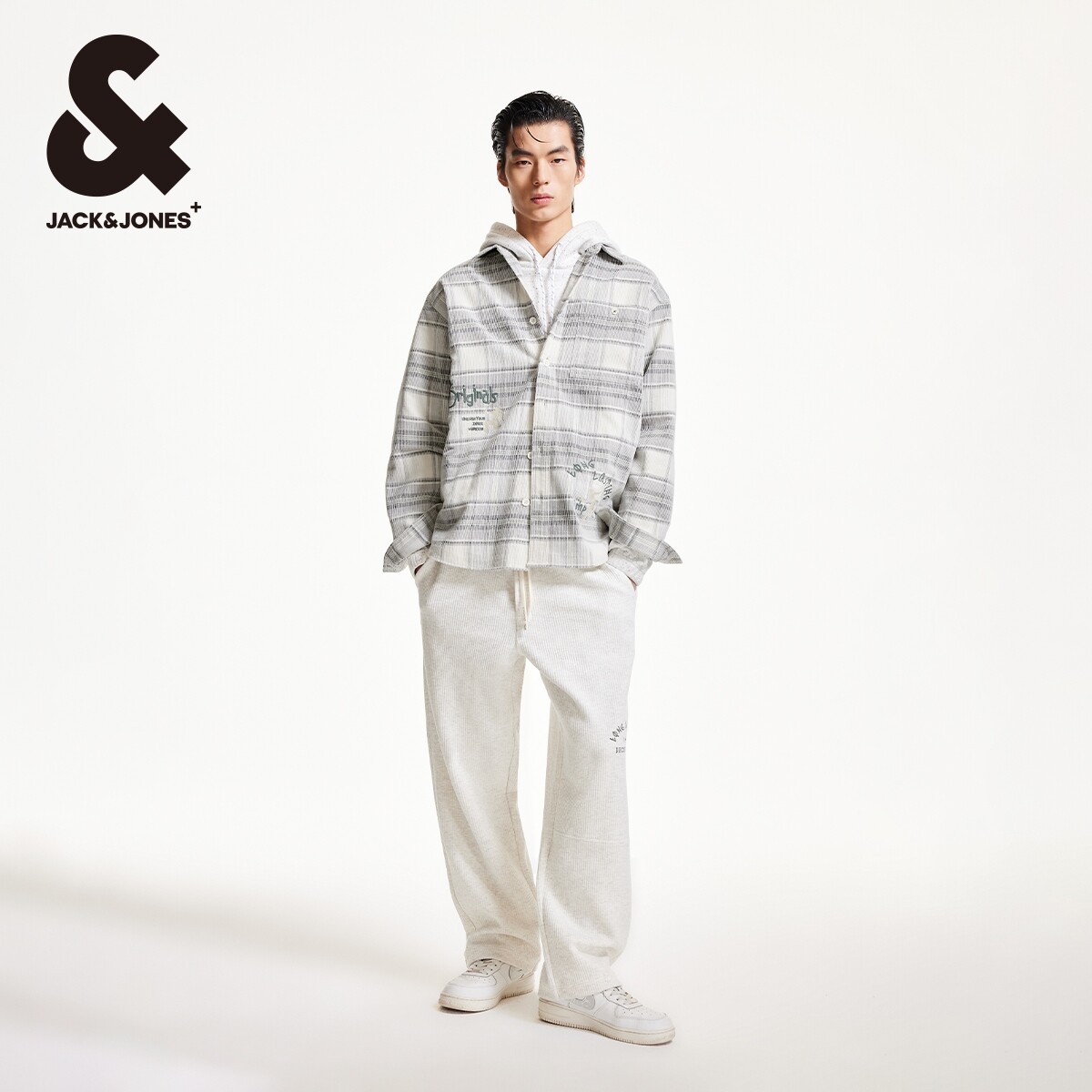 【精选】杰克琼斯外套合集男装春季字母刺绣背后印花衣身格纹宽松 111元