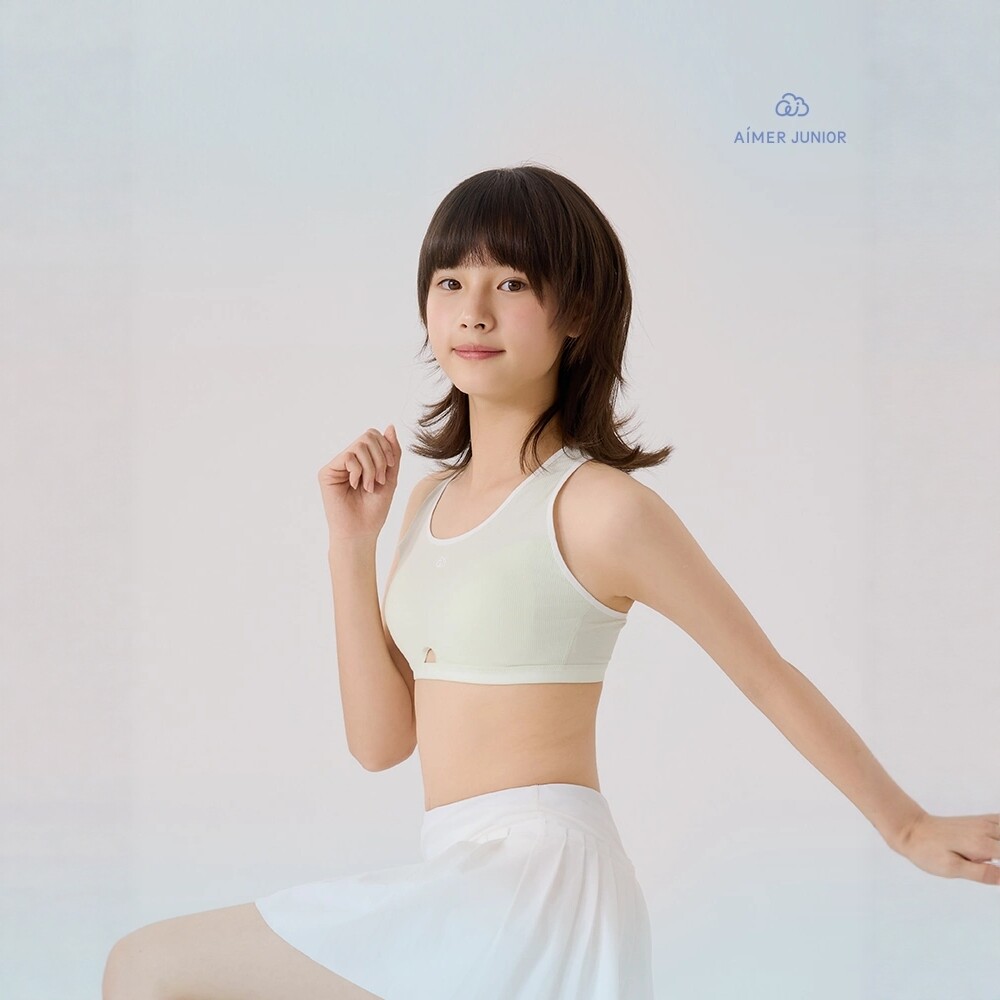 爱慕少女小活力少女一二三阶段运动文胸学生发育内衣吸湿速干文胸 139元
