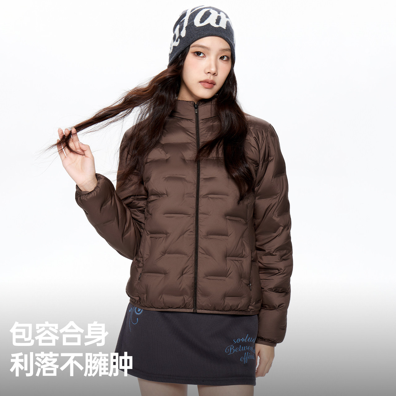 骆驼轻薄鹅绒服女装2026冬季新款防风立领保暖短款加厚羽绒服外套 399元