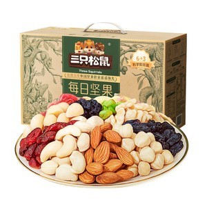 三只松鼠_每日坚果750g/30包健康零食坚果独立小包装节日送礼礼盒